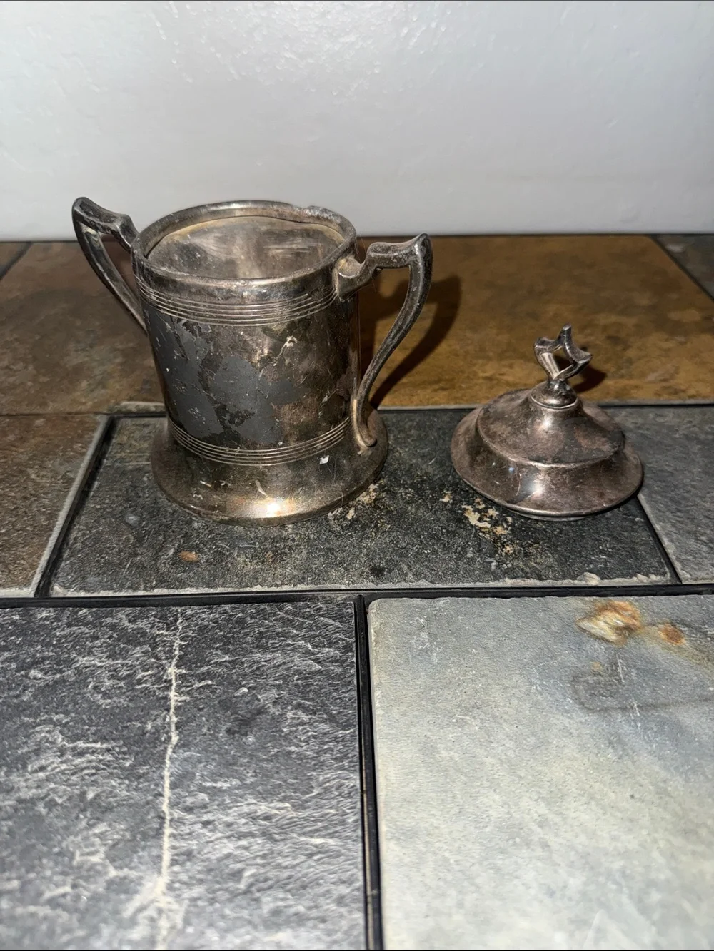 Source Unknown compact silver